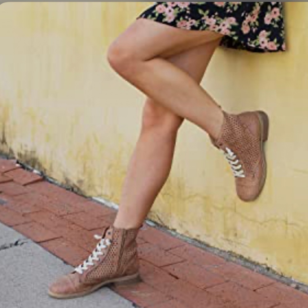 REPORT Hagen Perforated Suede Bootie in Dusty Rose